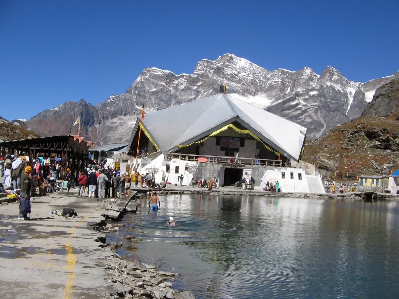 Hemkund Sahib helicopter yatra